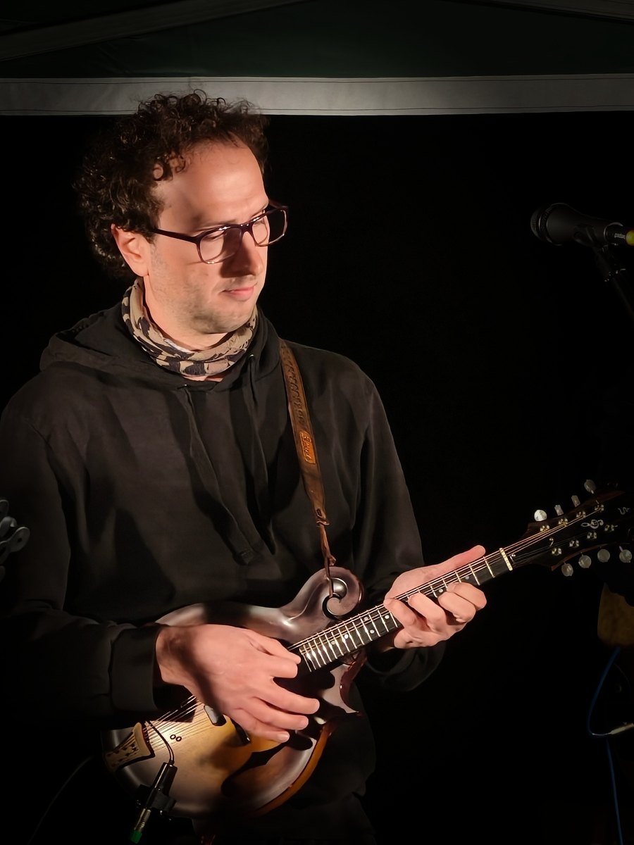 Vojtěch Polášek s mandolínou